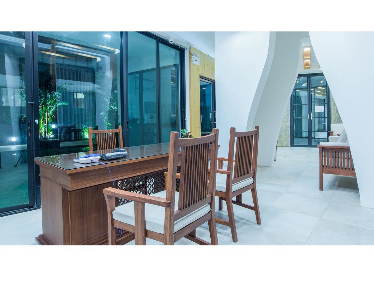 B2 Mae Hong Son Premier Hotel Eksteriør bilde